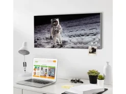 Banjado Magnettafel 78x37cm Magnetwand Silber Aus Metall Magnetpinnwand Pinnwand Inkl. 4 Magnete Motiv Astronaut* Schweberegale