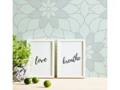 Bricoflor Florale Tapete in Pastellfarben Mosaik Vliestapete Floral mit Glitzer Effekt Vlies Mustertapete mit Blumen in Hellblau Mint