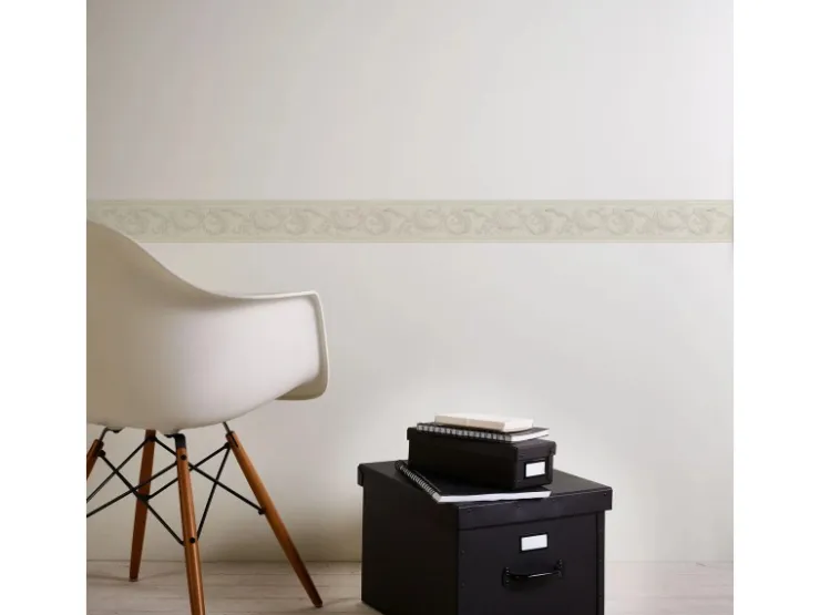 Bricoflor Selbstklebende Tapetenbordüre in Weiß Silber Elegante Tapetenborte für Badezimmer und Schlafzimmer Ornament Bordüre aus Vlies und Vinyl* Bordüren