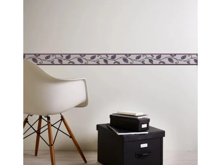 Bricoflor Selbstklebende Tapetenbordüre in Lila Blätter Bordüre Ideal für Küche und Badezimmer Florale Wandbordüre aus Vlies und Vinyl* Bordüren