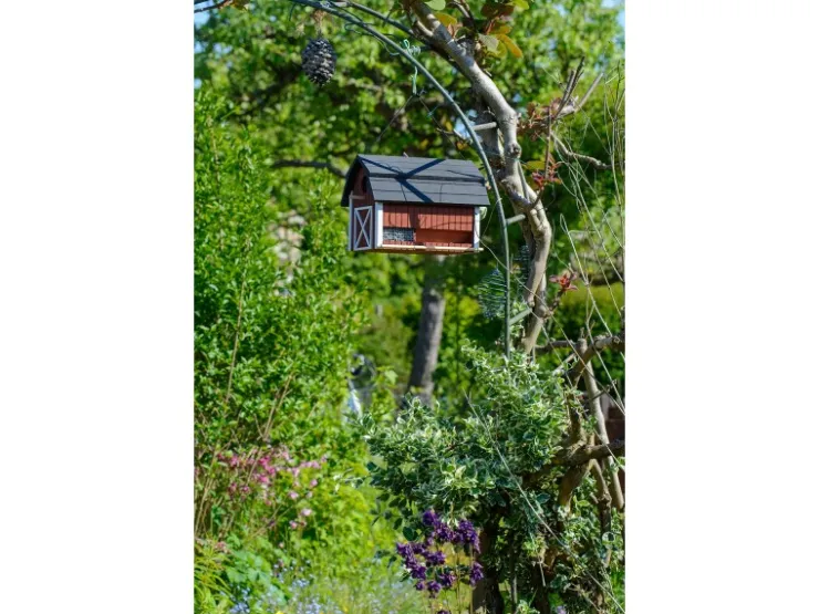 Dobar Vogelfutterhaus Katthult 31,5 cm x 22 cm x 24 cm Rot-Schwarz