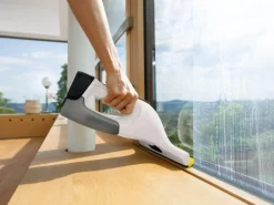 Kärcher Akku-Fenstersauger WV 6 Plus* Reinigung
