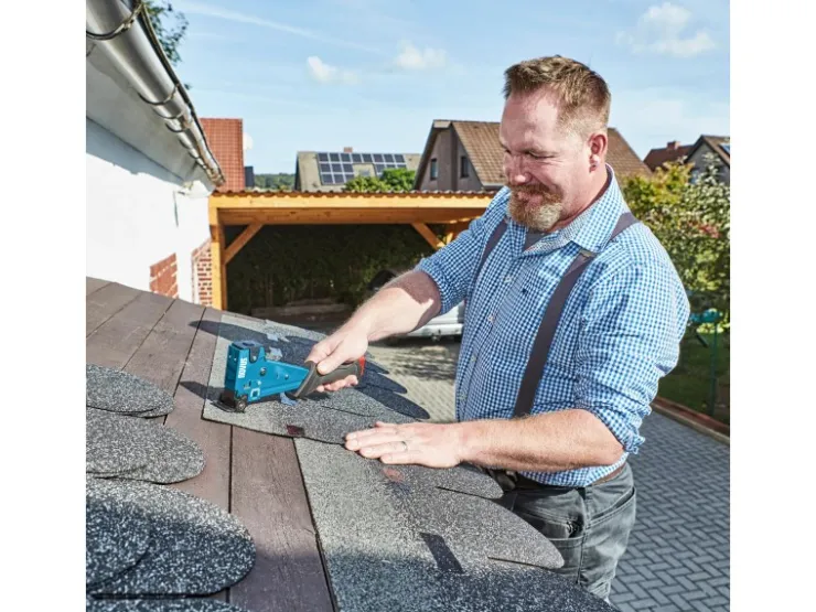 Novus Tools Hammertacker J-055 6–14 mm Typ G Premium-Tacker für Flachdrahtklammern mit Prallplatte für Oberflächenschutz 030-0454* Tapezierzubehör