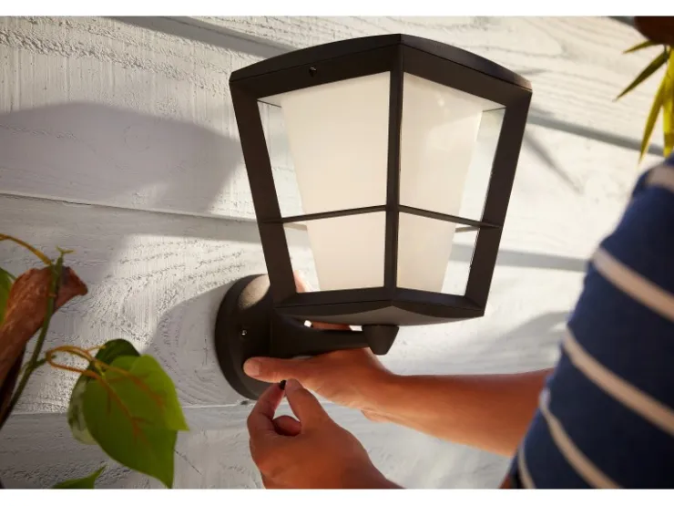 Philips Hue White & Color Amb. Econic LED-Laternenleuchte stehend